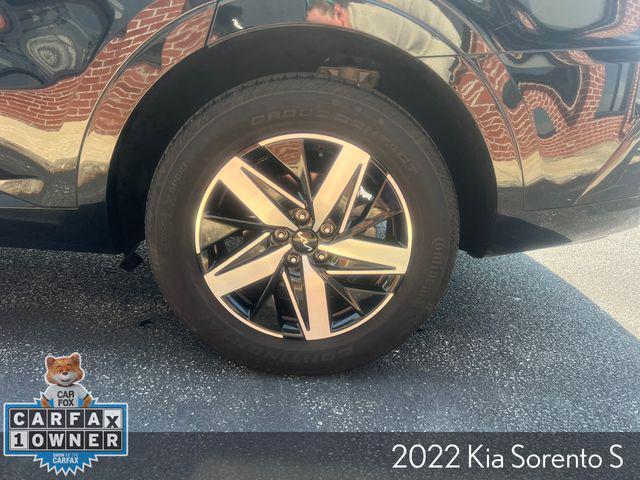 used 2022 Kia Sorento car, priced at $27,500