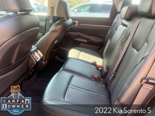 used 2022 Kia Sorento car, priced at $27,500
