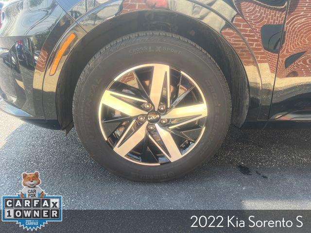 used 2022 Kia Sorento car, priced at $27,500