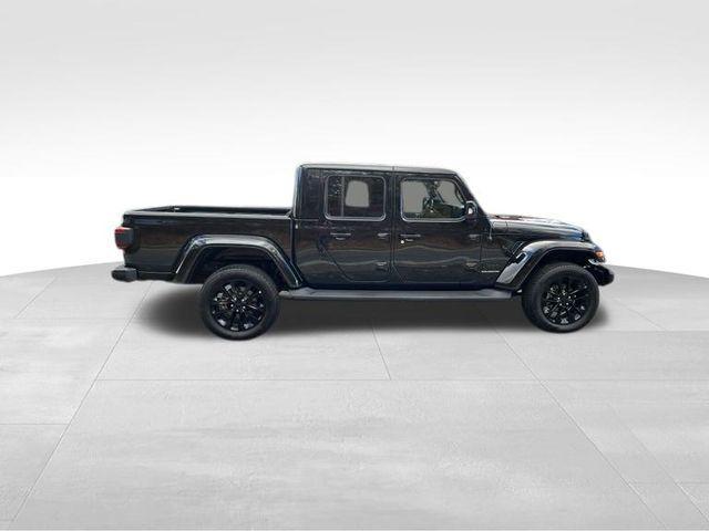 used 2023 Jeep Gladiator car, priced at $32,806