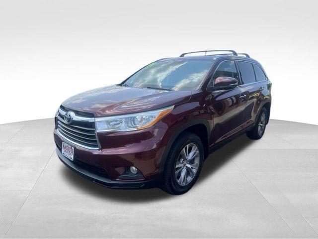 used 2014 Toyota Highlander car, priced at $17,500