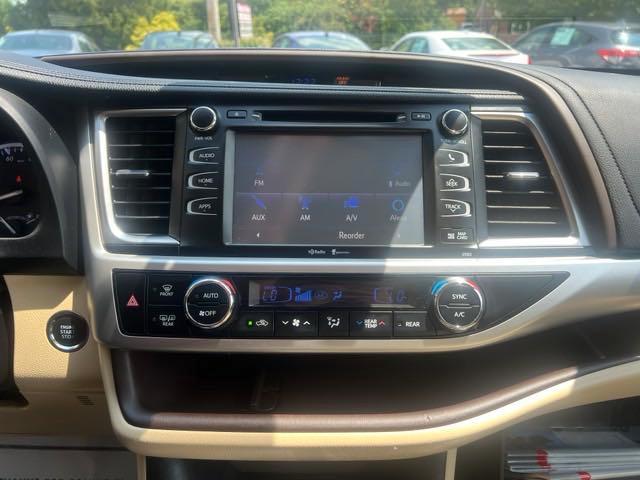 used 2014 Toyota Highlander car, priced at $17,500