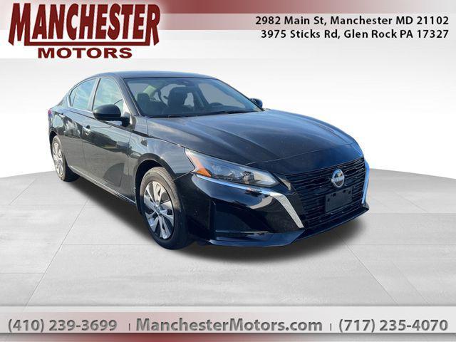 used 2023 Nissan Altima car