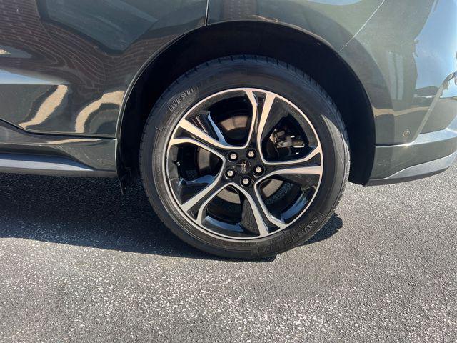 used 2022 Ford Edge car, priced at $26,000