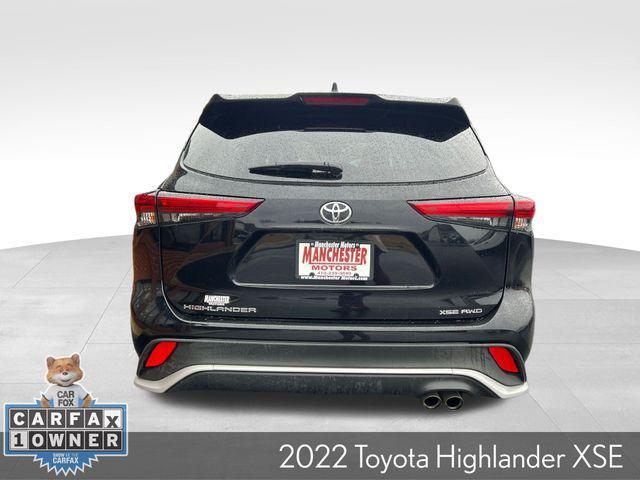 used 2022 Toyota Highlander car, priced at $36,900