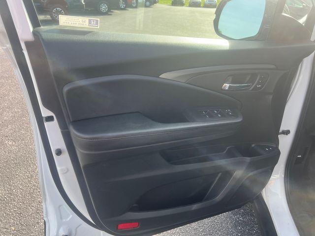 used 2022 Honda Pilot car, priced at $30,000