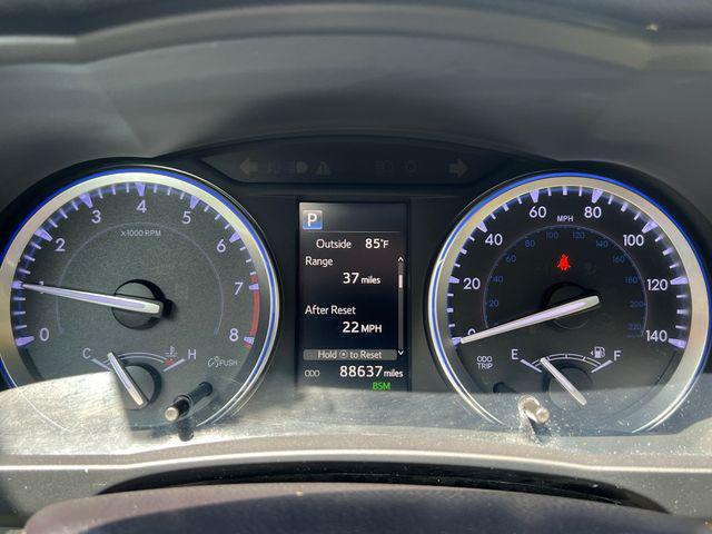 used 2018 Toyota Highlander car, priced at $24,500