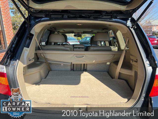 used 2010 Toyota Highlander car, priced at $11,200