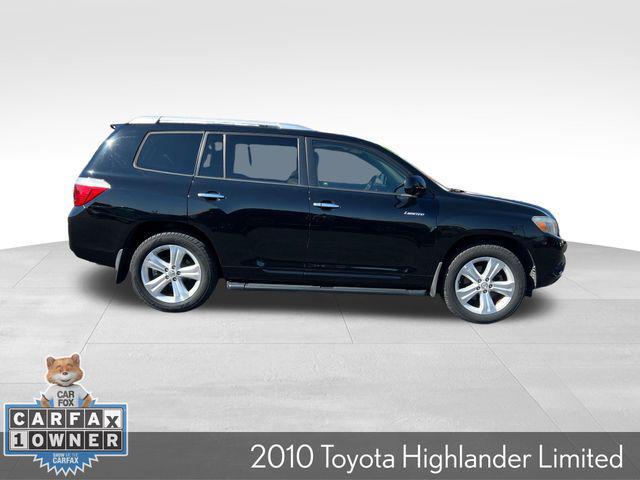 used 2010 Toyota Highlander car, priced at $11,200