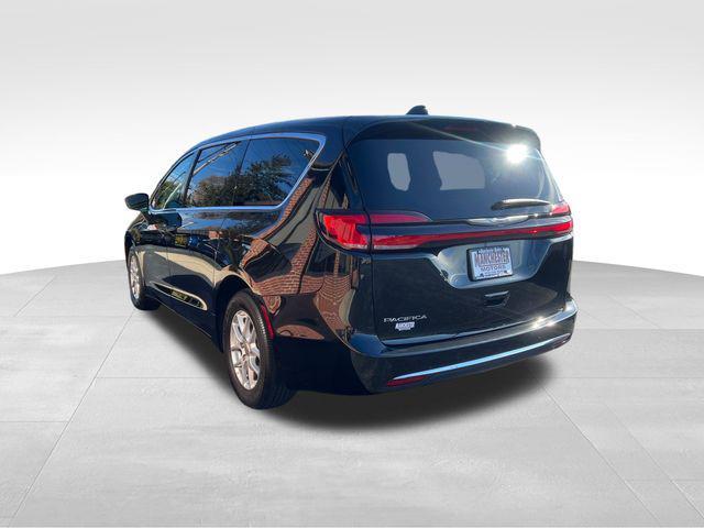 used 2023 Chrysler Pacifica car, priced at $22,350
