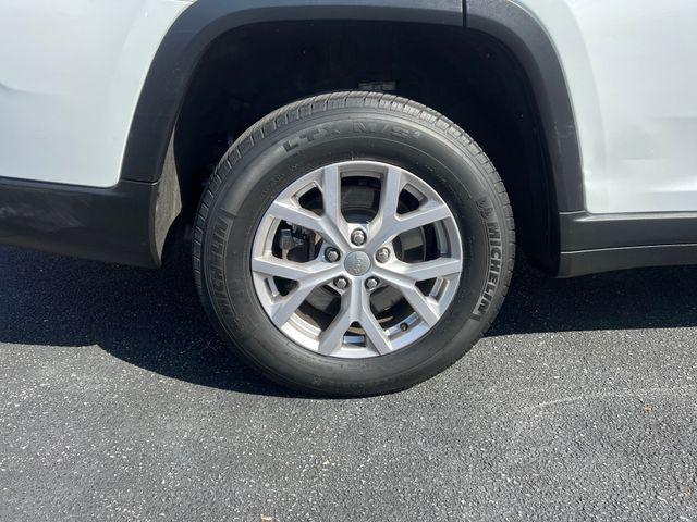 used 2021 Jeep Grand Cherokee L car, priced at $27,600