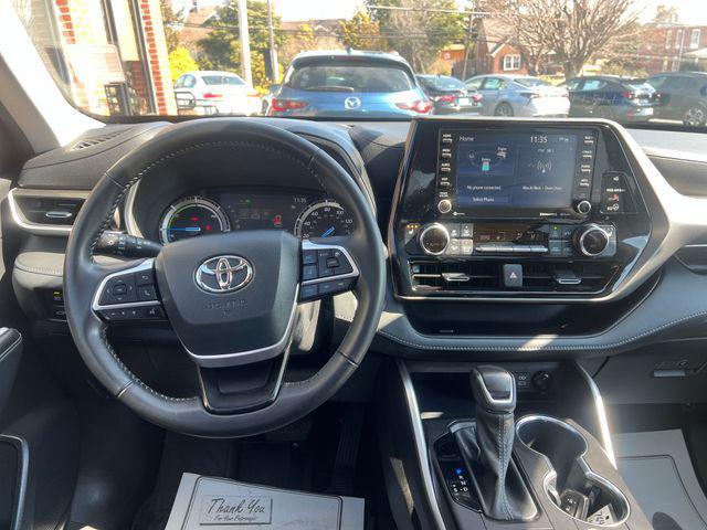 used 2022 Toyota Highlander Hybrid car, priced at $43,250