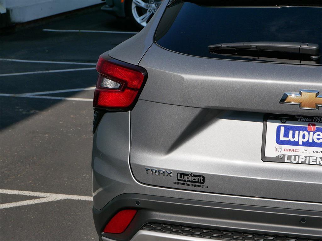 new 2025 Chevrolet Trax car, priced at $23,469