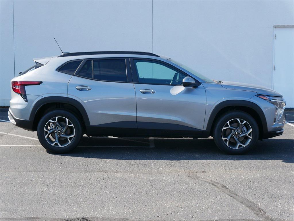 new 2025 Chevrolet Trax car, priced at $23,469