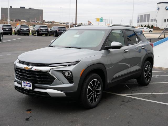 new 2025 Chevrolet TrailBlazer car, priced at $28,057