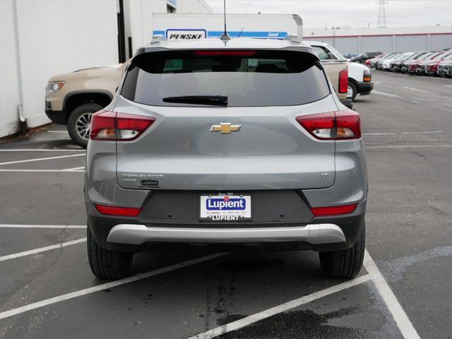 new 2025 Chevrolet TrailBlazer car, priced at $28,057