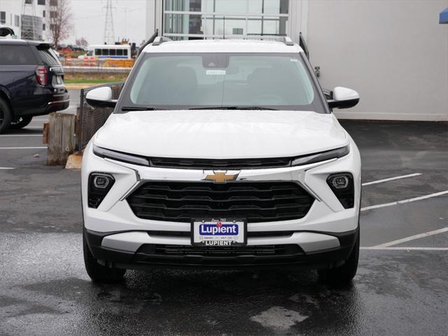 new 2025 Chevrolet TrailBlazer car, priced at $28,057