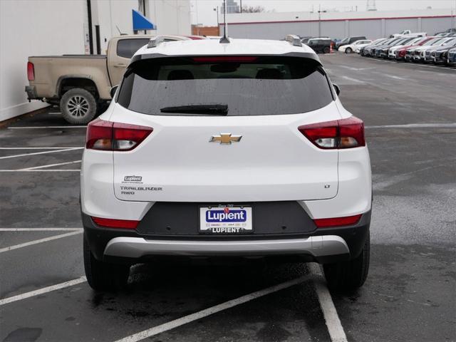 new 2025 Chevrolet TrailBlazer car, priced at $28,057