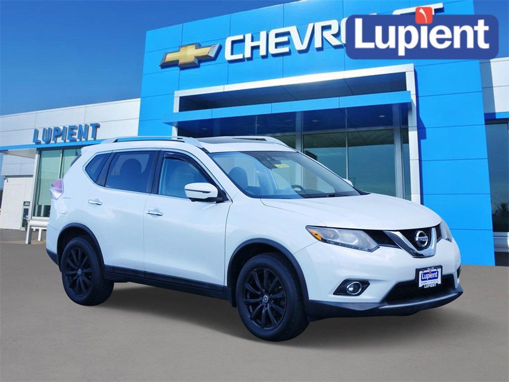 used 2016 Nissan Rogue car, priced at $14,587