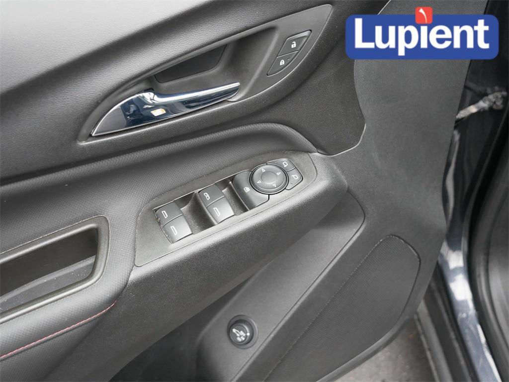 used 2023 Chevrolet Equinox car, priced at $26,580