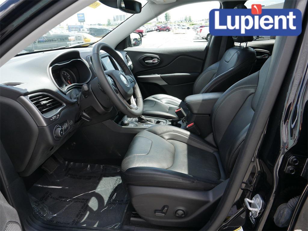 used 2022 Jeep Cherokee car, priced at $23,989