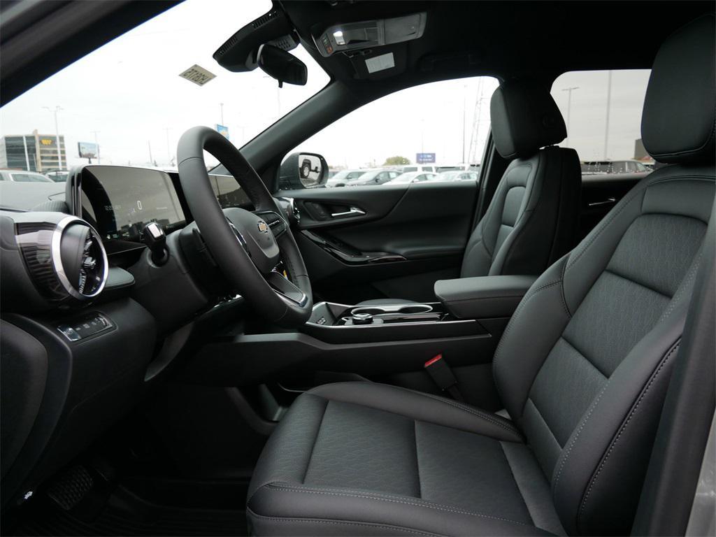 new 2026 Chevrolet Equinox car, priced at $30,543