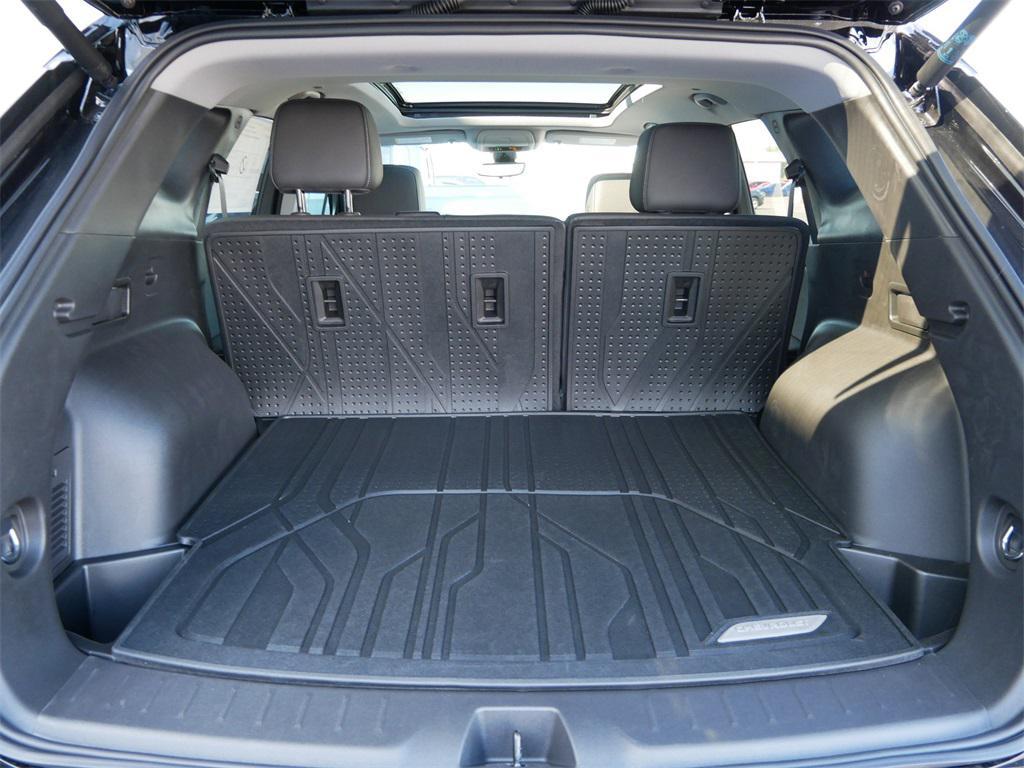 new 2025 Chevrolet Blazer car, priced at $44,620