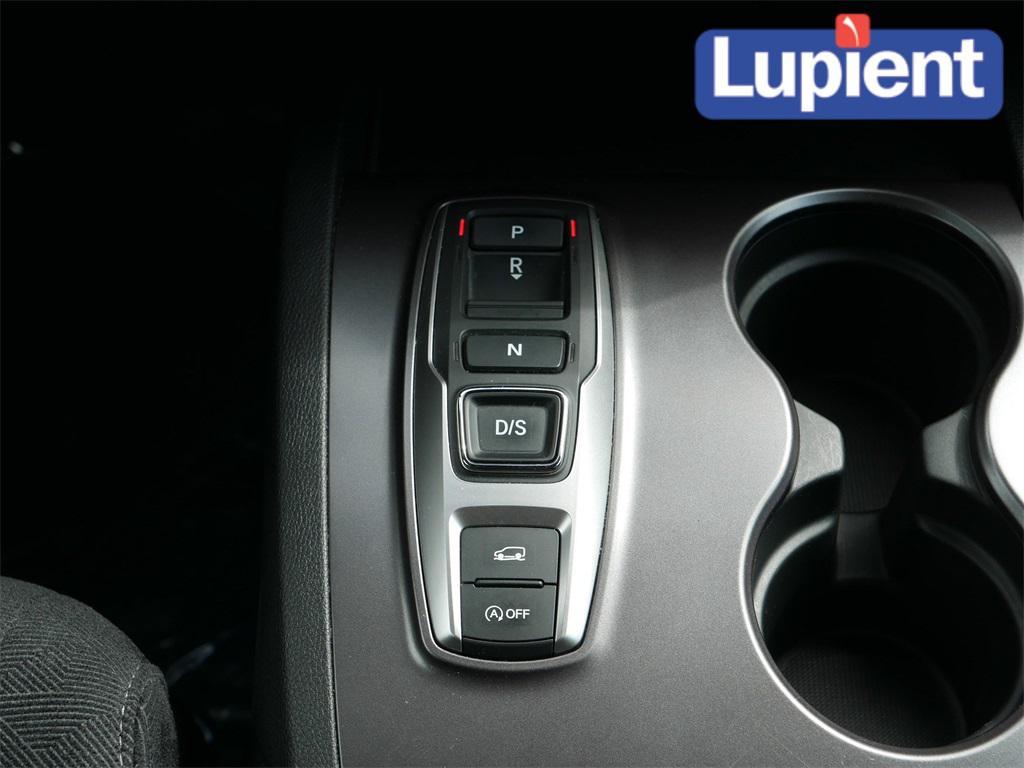 used 2022 Honda Pilot car, priced at $31,174