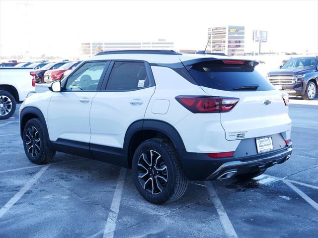 new 2025 Chevrolet TrailBlazer car, priced at $32,690