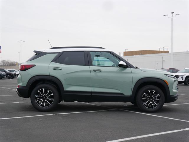 new 2025 Chevrolet TrailBlazer car, priced at $32,139