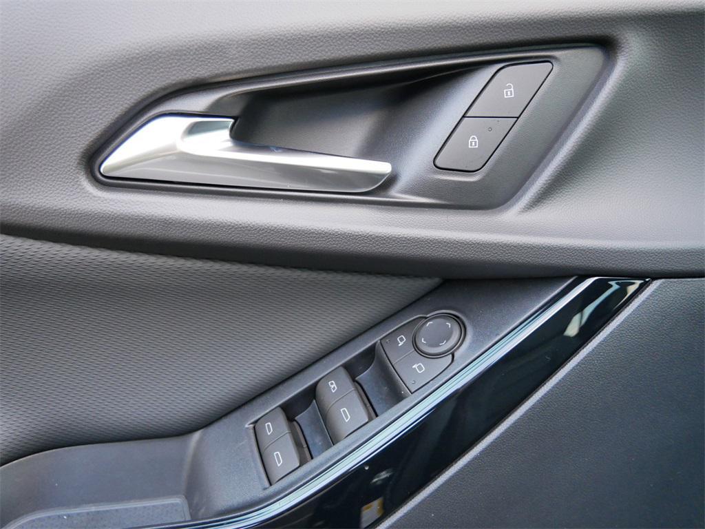 new 2026 Chevrolet Equinox car, priced at $30,543