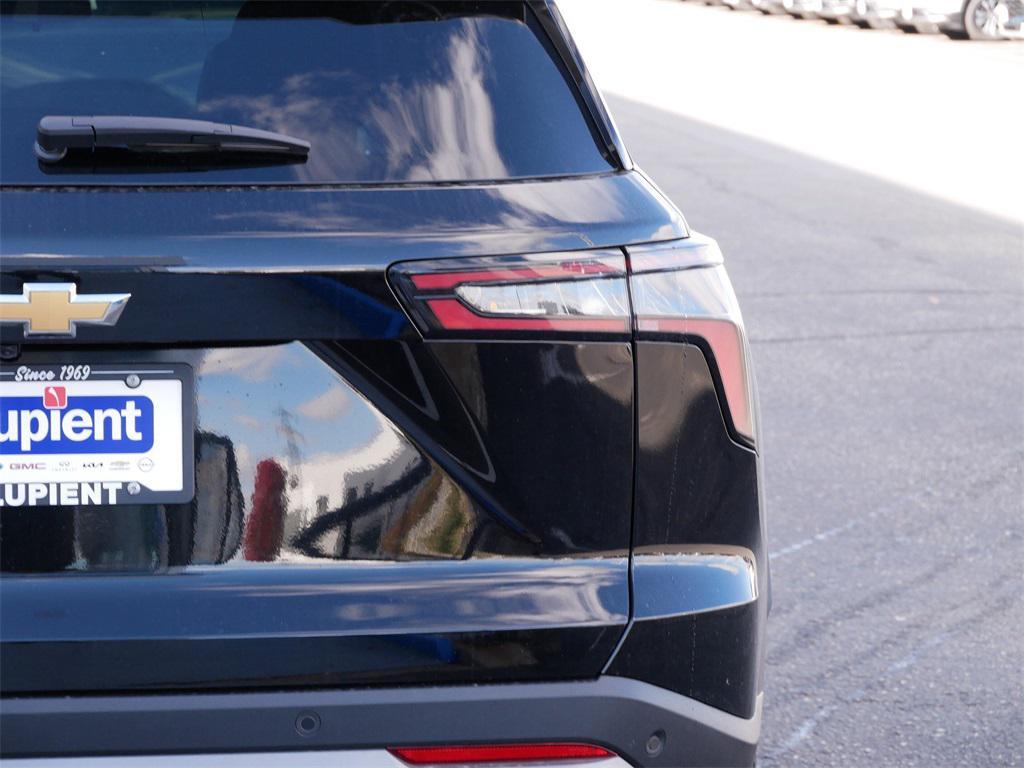 new 2026 Chevrolet Equinox car, priced at $30,543