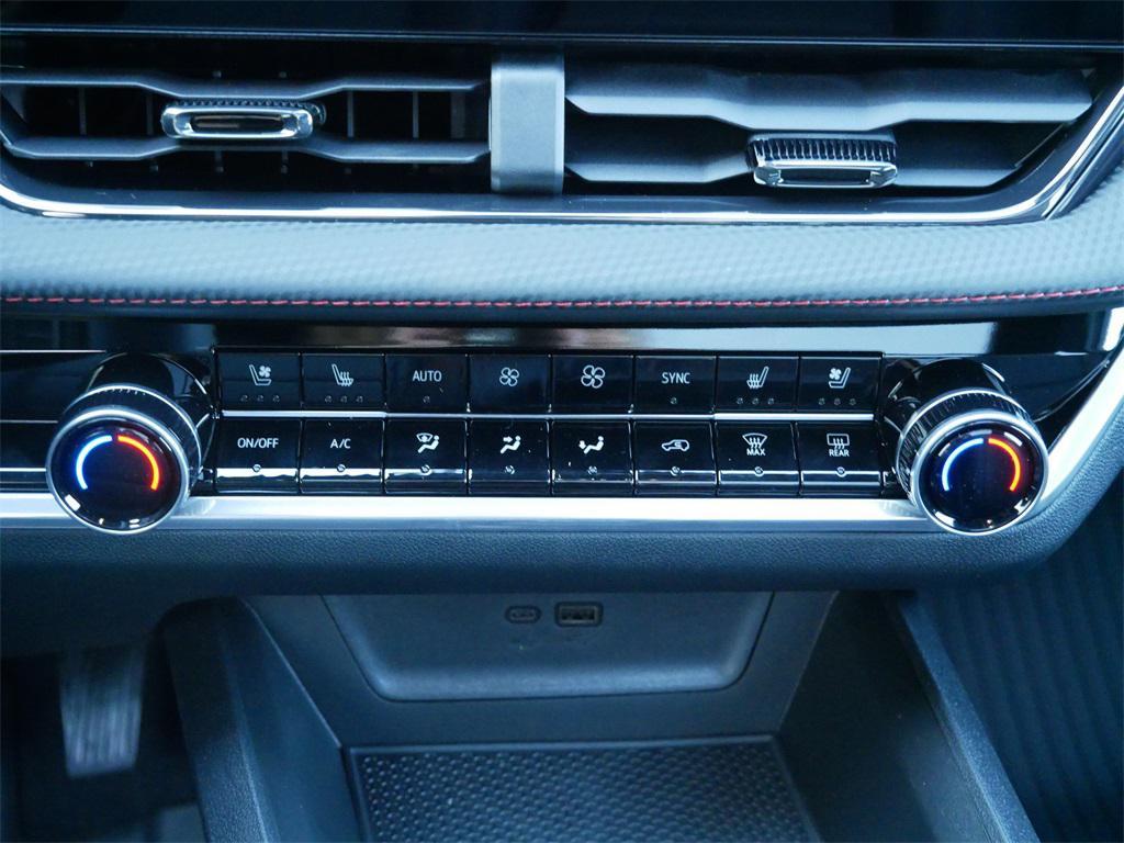 new 2026 Chevrolet Equinox car, priced at $35,458