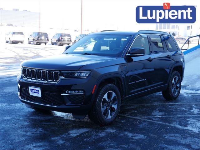 used 2024 Jeep Grand Cherokee car, priced at $35,718