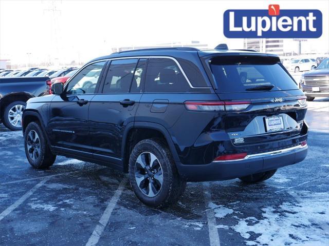 used 2024 Jeep Grand Cherokee car, priced at $35,718