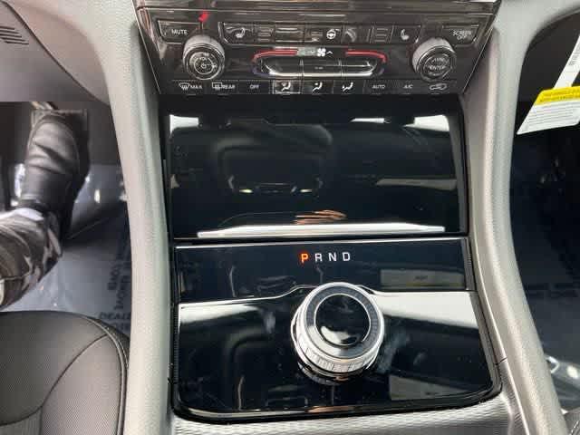 new 2025 Jeep Grand Cherokee car, priced at $38,072