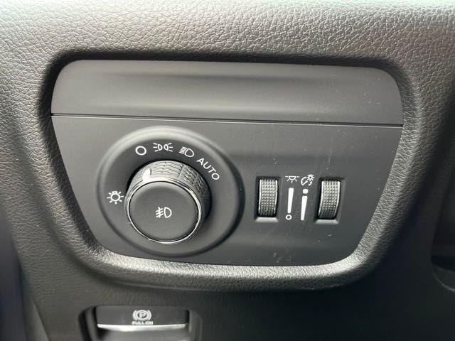 new 2025 Jeep Grand Cherokee L car, priced at $65,165