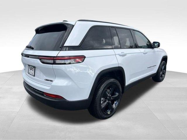 new 2025 Jeep Grand Cherokee car, priced at $52,195