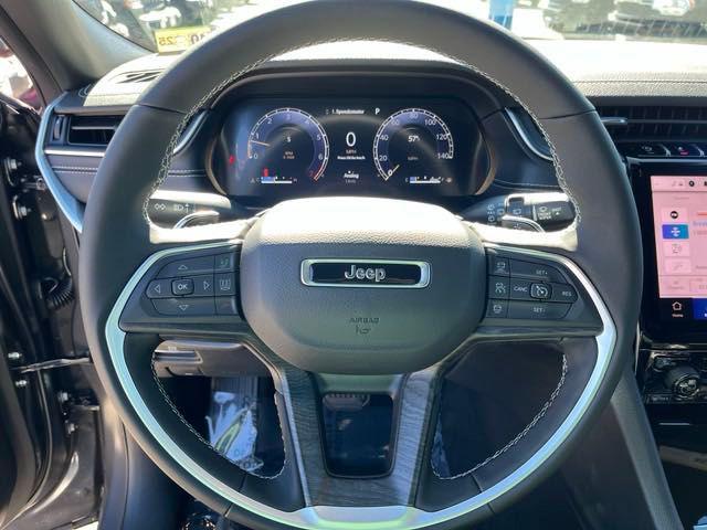 new 2025 Jeep Grand Cherokee car, priced at $51,015