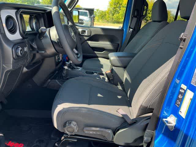 new 2025 Jeep Wrangler car, priced at $44,575