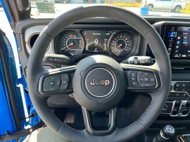 new 2025 Jeep Wrangler car, priced at $44,575