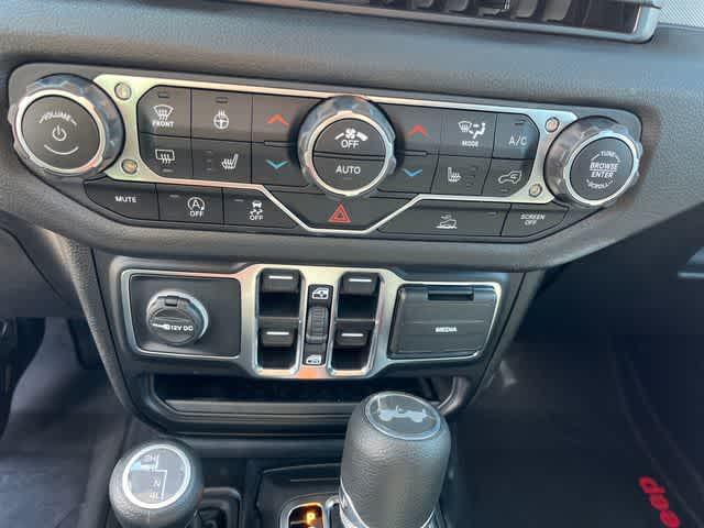 new 2025 Jeep Wrangler car, priced at $44,575