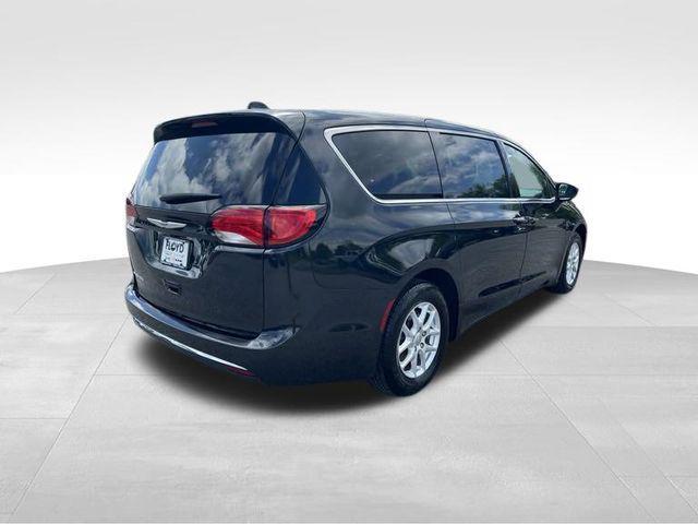 used 2020 Chrysler Pacifica car, priced at $21,121