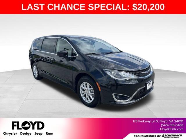 used 2020 Chrysler Pacifica car, priced at $20,200