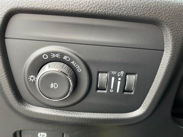 new 2025 Jeep Grand Cherokee car, priced at $63,165