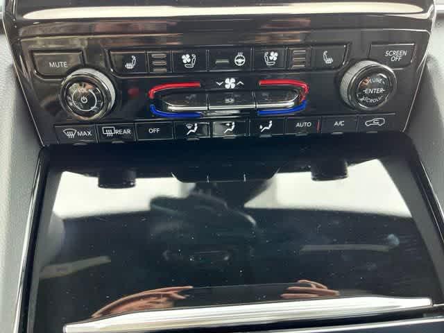 new 2025 Jeep Grand Cherokee car, priced at $59,541