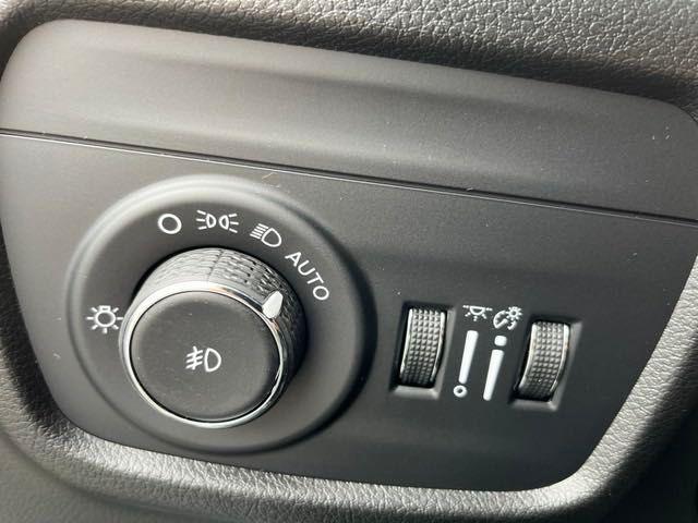 new 2025 Jeep Grand Cherokee L car, priced at $65,165