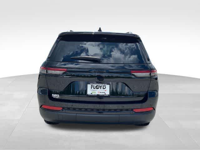 new 2025 Jeep Grand Cherokee car, priced at $49,237