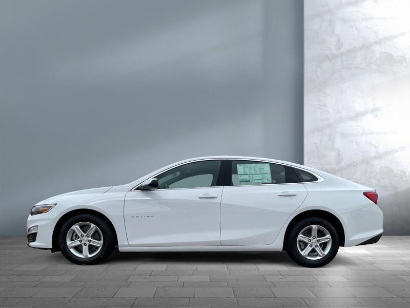 new 2025 Chevrolet Malibu car, priced at $27,644