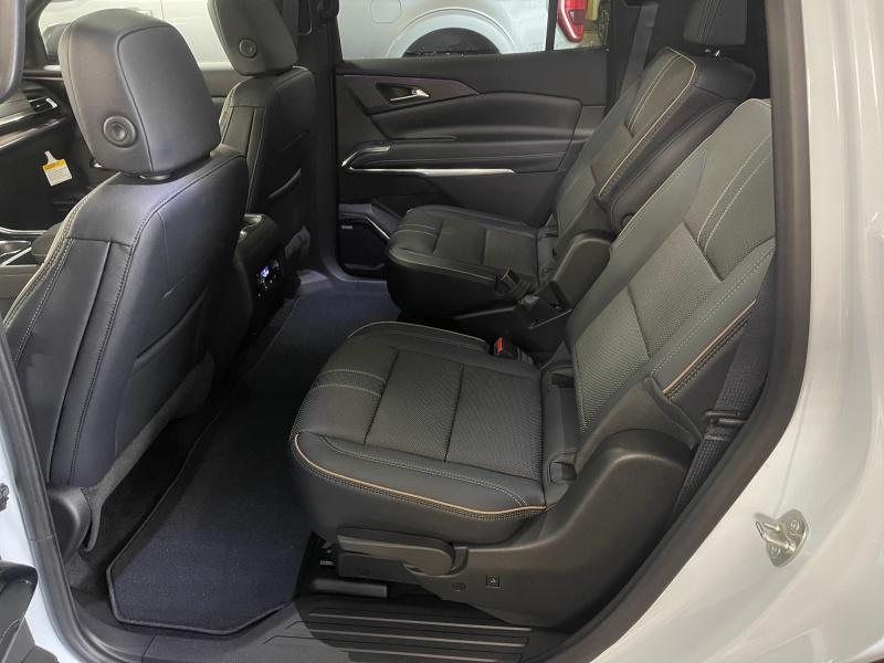 new 2026 Chevrolet Traverse car, priced at $61,789